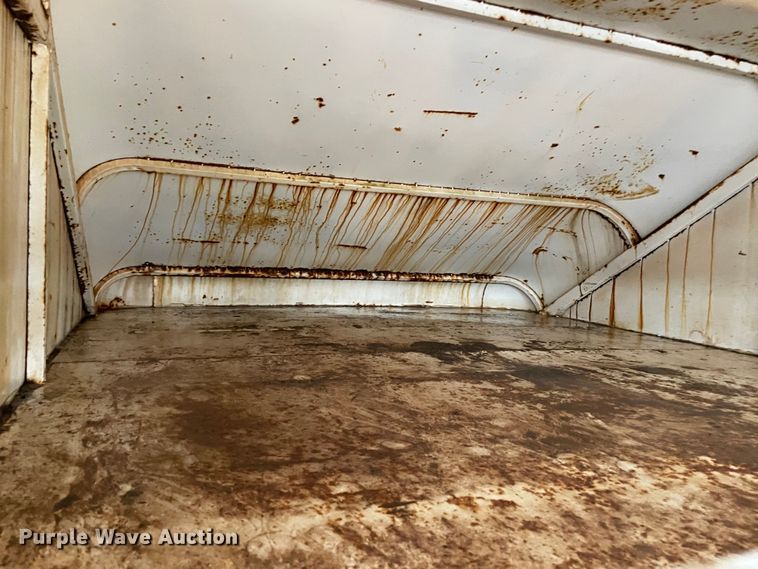 image for item MM9365 1995 4 Bar Ranch  livestock trailer