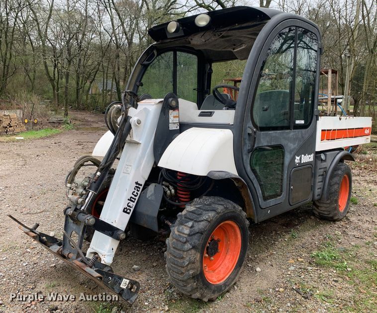 image for item MM9782 2005 Bobcat 5600  utility vehicle