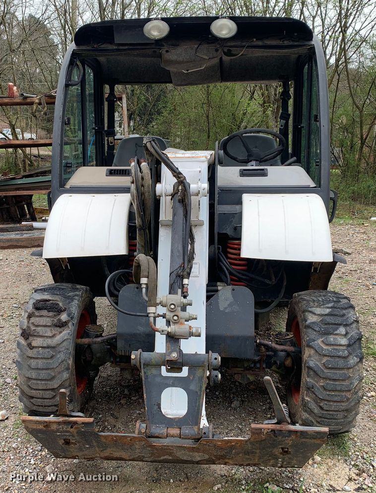 image for item MM9782 2005 Bobcat 5600  utility vehicle