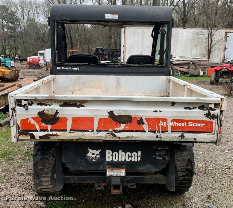 image for item MM9782 2005 Bobcat 5600  utility vehicle
