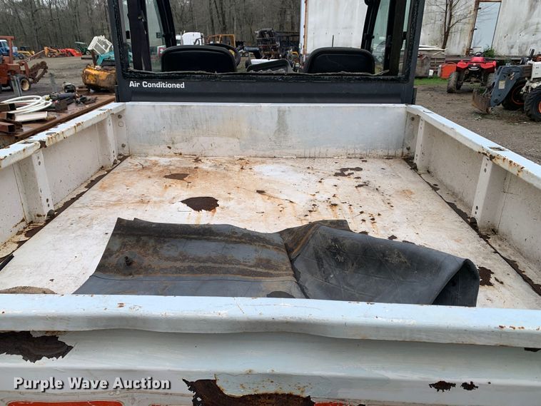 image for item MM9782 2005 Bobcat 5600  utility vehicle