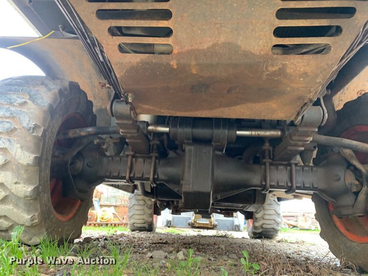 image for item MM9782 2005 Bobcat 5600  utility vehicle