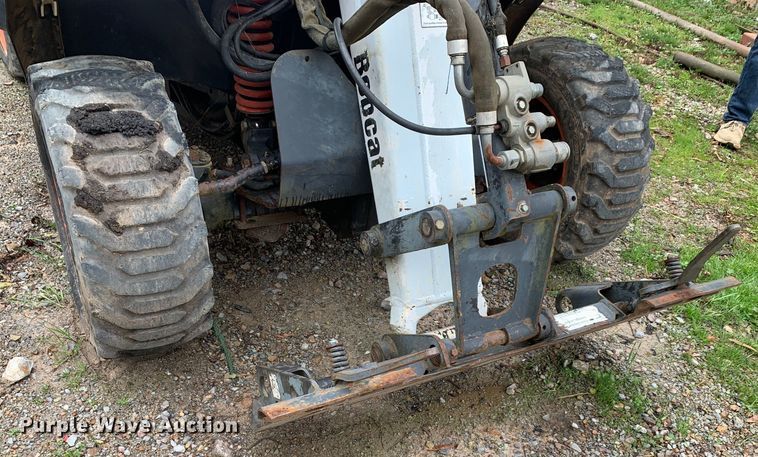 image for item MM9782 2005 Bobcat 5600  utility vehicle