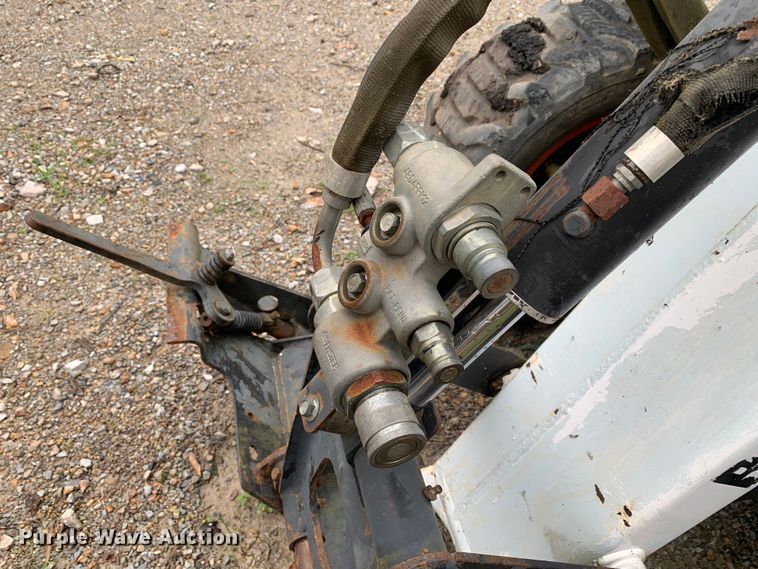 image for item MM9782 2005 Bobcat 5600  utility vehicle