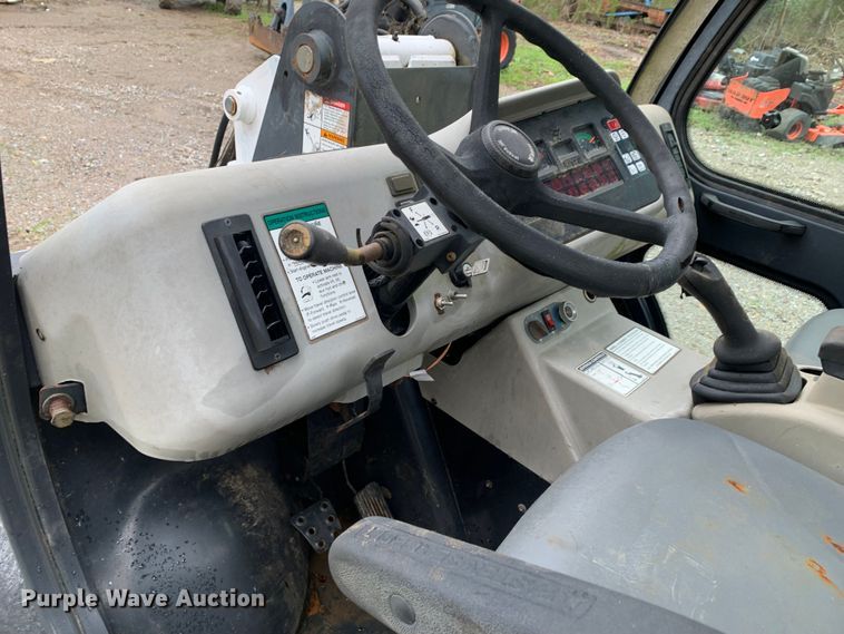 image for item MM9782 2005 Bobcat 5600  utility vehicle