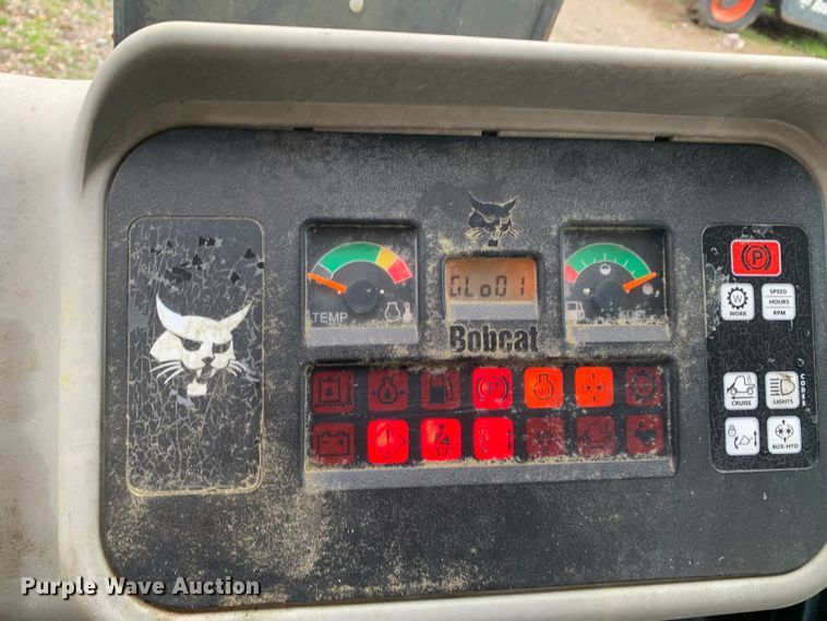 image for item MM9782 2005 Bobcat 5600  utility vehicle