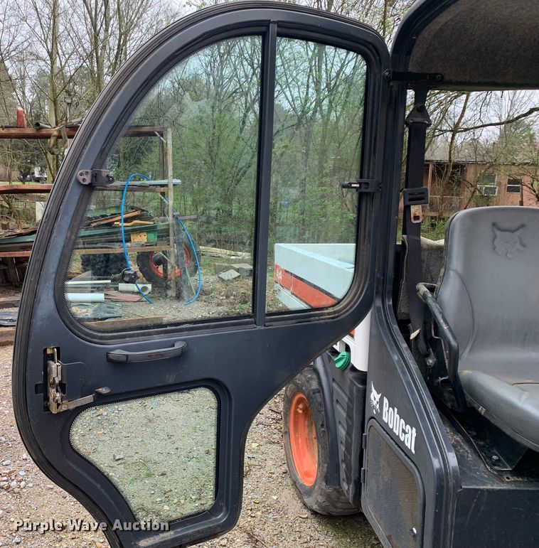 image for item MM9782 2005 Bobcat 5600  utility vehicle