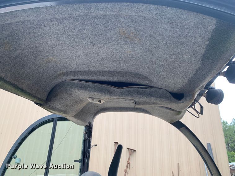 image for item MM9782 2005 Bobcat 5600  utility vehicle