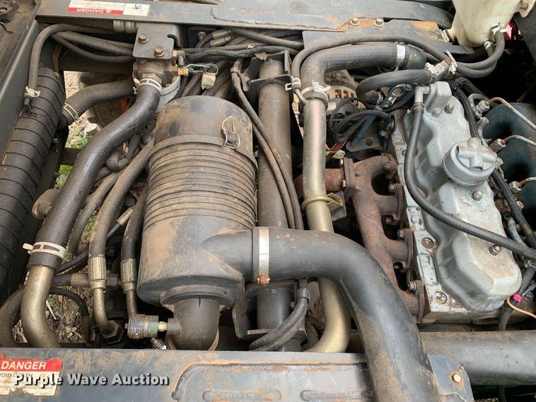 image for item MM9782 2005 Bobcat 5600  utility vehicle