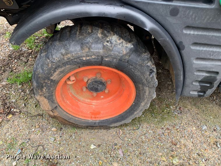 image for item MM9782 2005 Bobcat 5600  utility vehicle