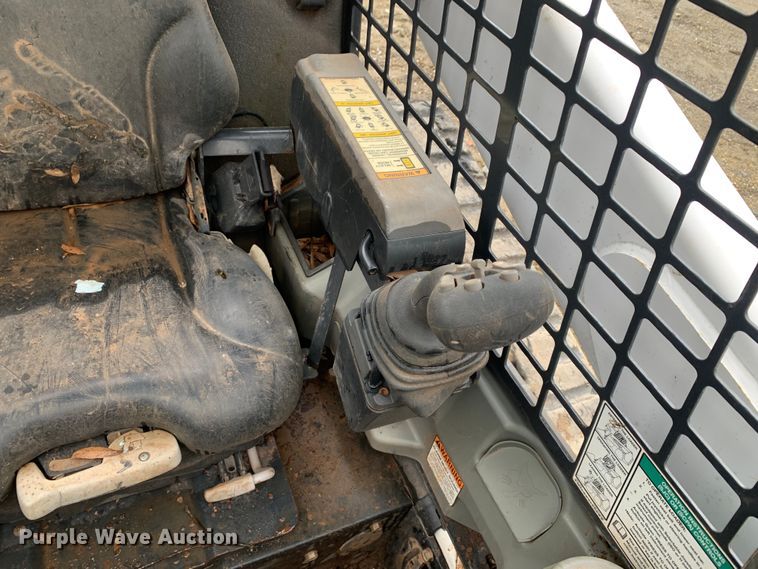 image for item MM9784 2017 Bobcat T750  tracked skid steer loader