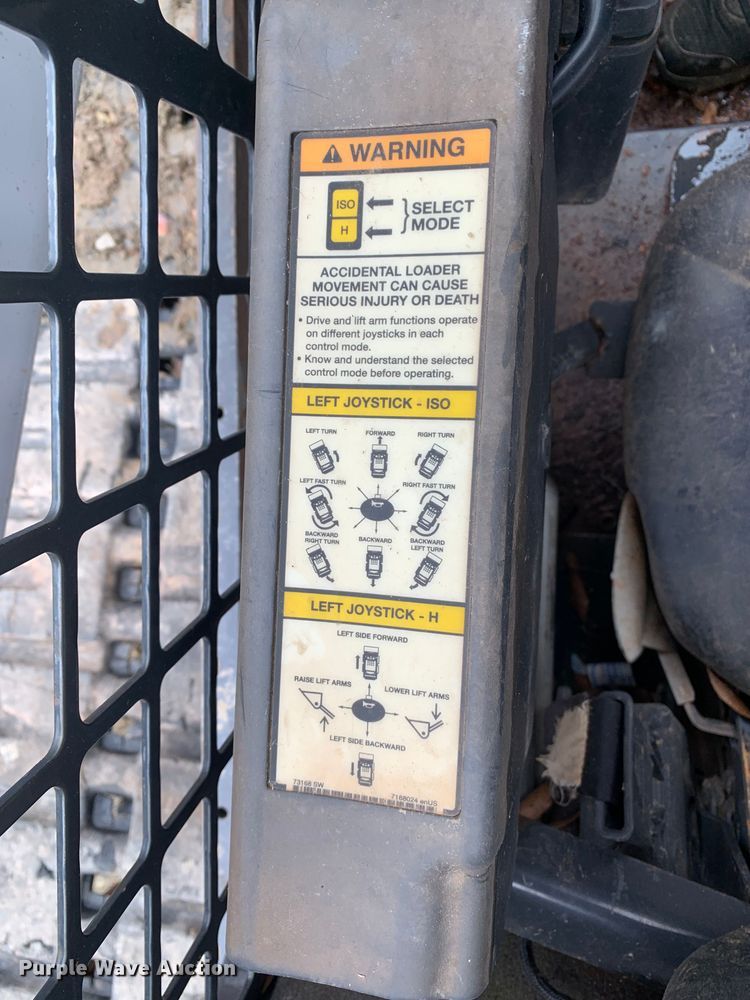 image for item MM9784 2017 Bobcat T750  tracked skid steer loader