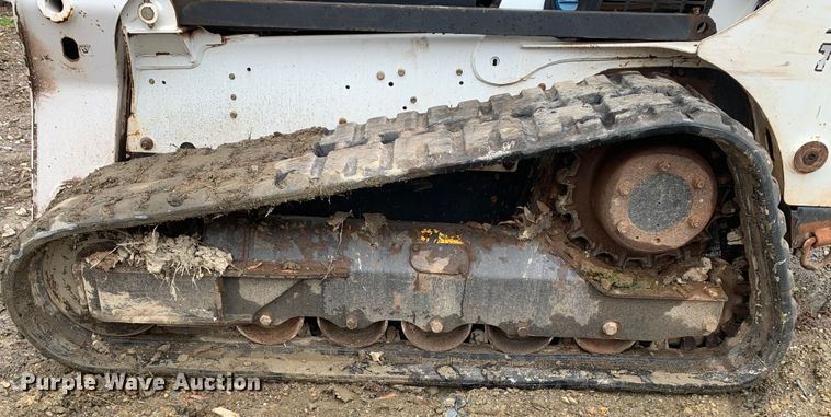 image for item MM9784 2017 Bobcat T750  tracked skid steer loader