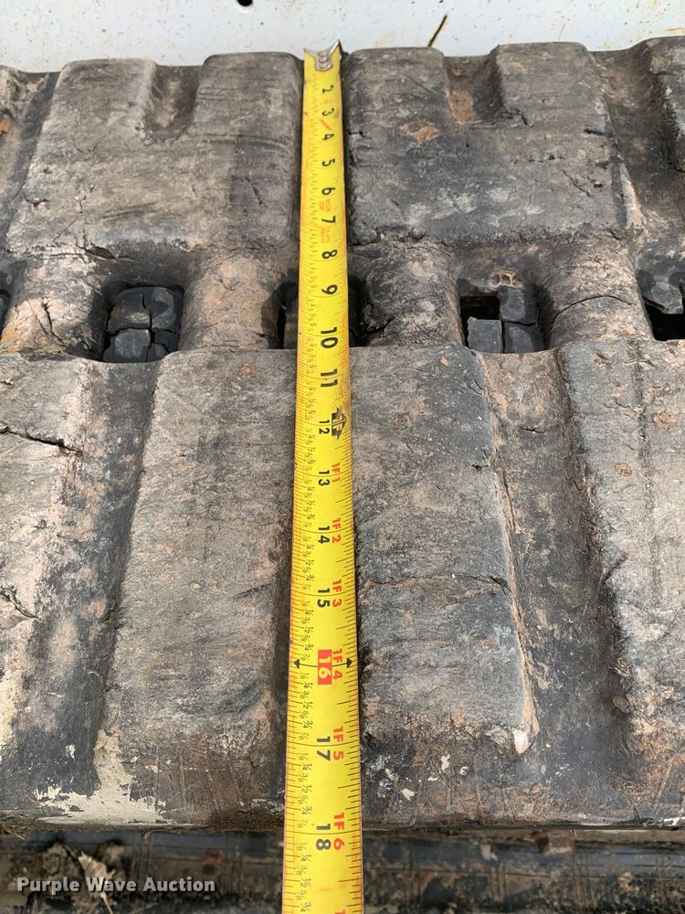 image for item MM9784 2017 Bobcat T750  tracked skid steer loader