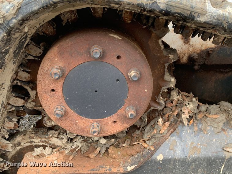 image for item MM9784 2017 Bobcat T750  tracked skid steer loader