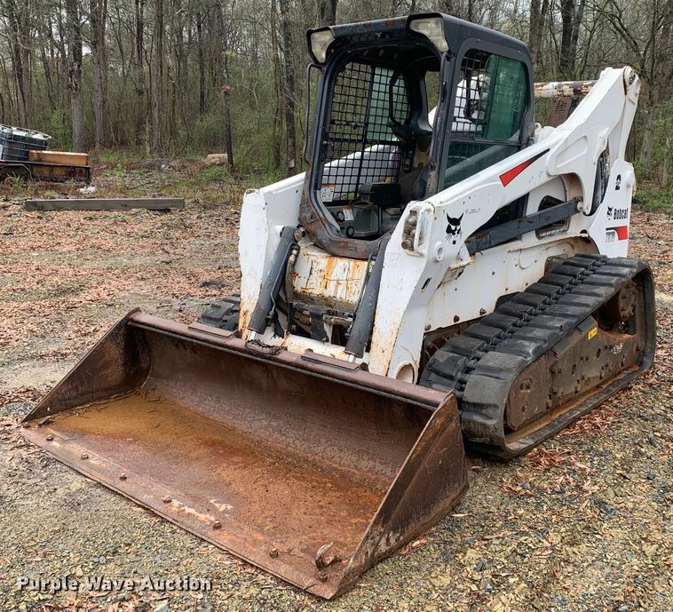 image for item MM9785 Bobcat T870  tracked skid steer loader
