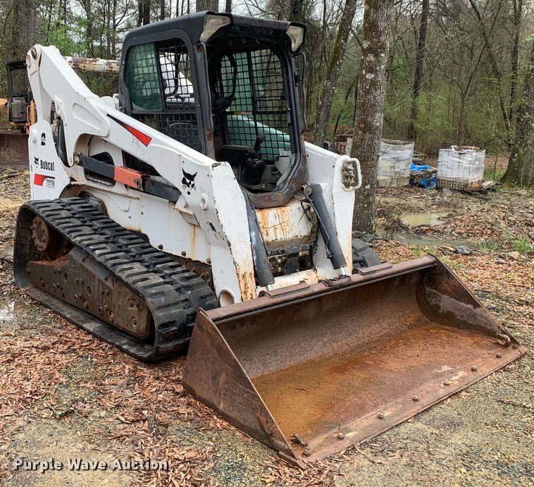 image for item MM9785 Bobcat T870  tracked skid steer loader