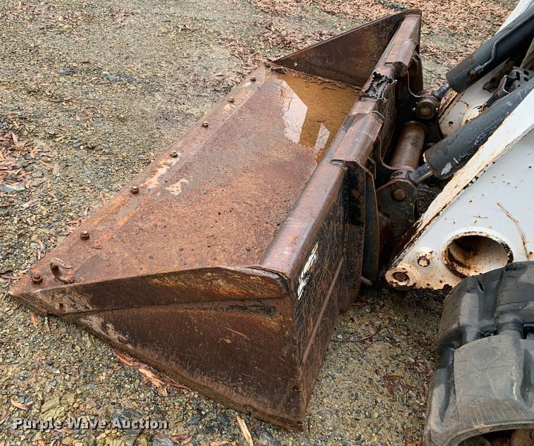 image for item MM9785 Bobcat T870  tracked skid steer loader