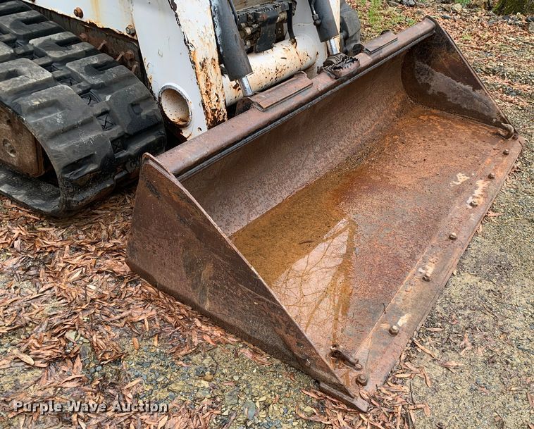 image for item MM9785 Bobcat T870  tracked skid steer loader
