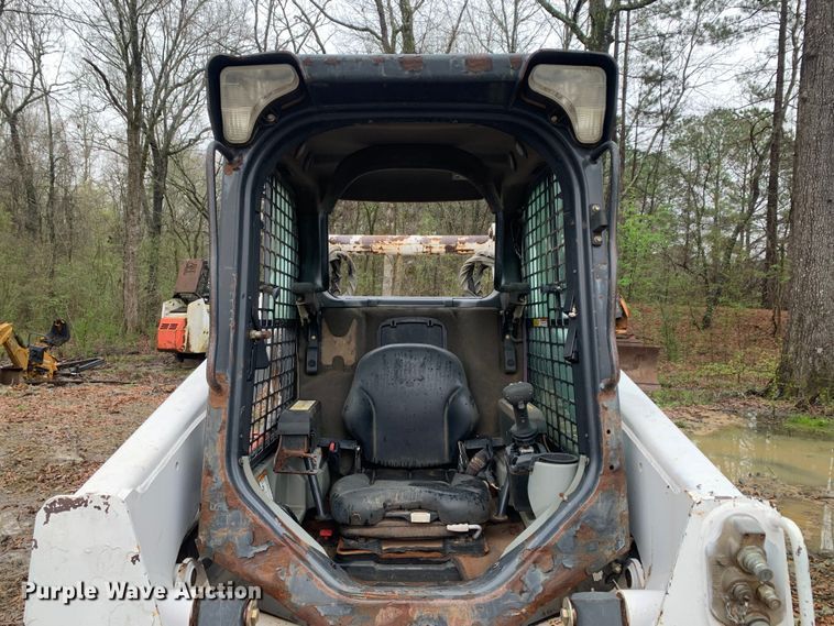 image for item MM9785 Bobcat T870  tracked skid steer loader