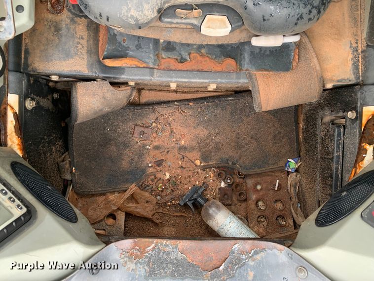 image for item MM9785 Bobcat T870  tracked skid steer loader