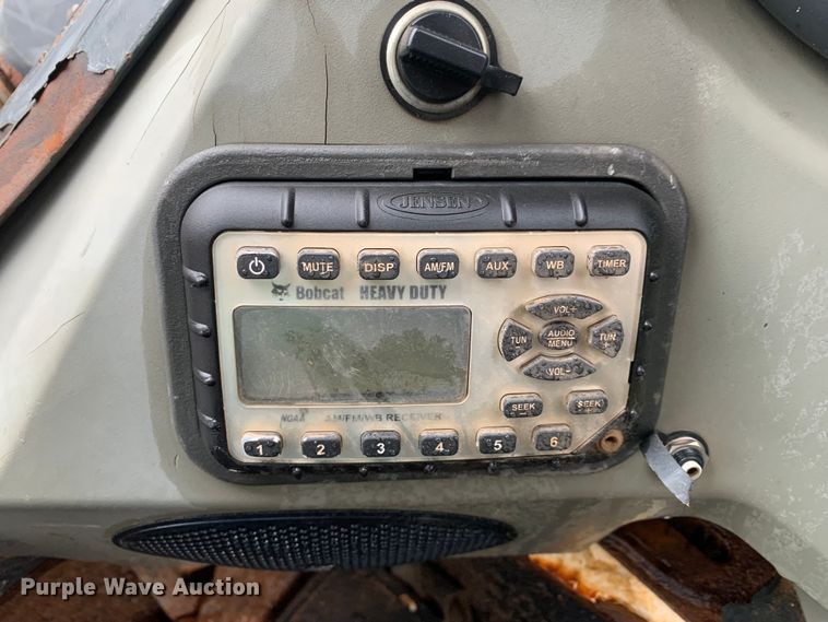 image for item MM9785 Bobcat T870  tracked skid steer loader