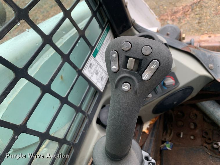 image for item MM9785 Bobcat T870  tracked skid steer loader