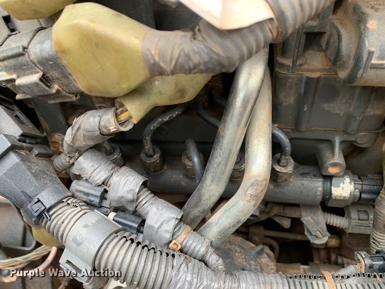 image for item MM9785 Bobcat T870  tracked skid steer loader