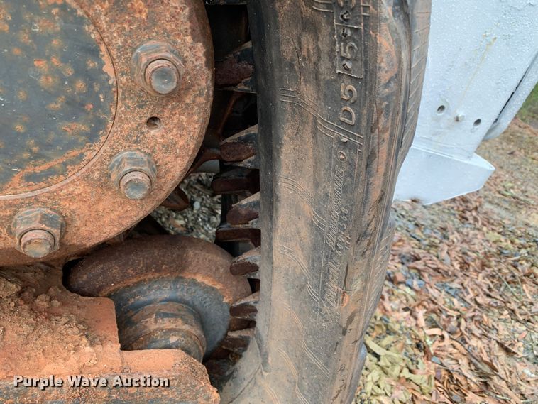 image for item MM9785 Bobcat T870  tracked skid steer loader