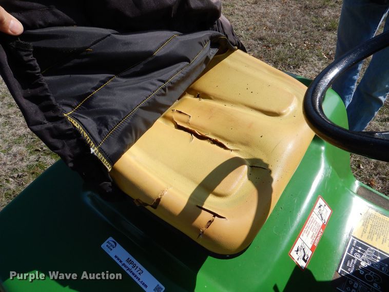 image for item MP9172 John Deere 420  lawn tractor