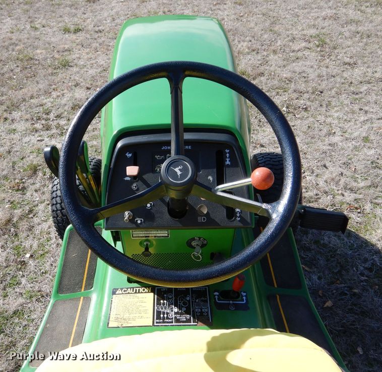 image for item MP9172 John Deere 420  lawn tractor