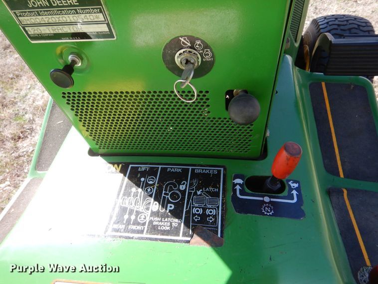 image for item MP9172 John Deere 420  lawn tractor