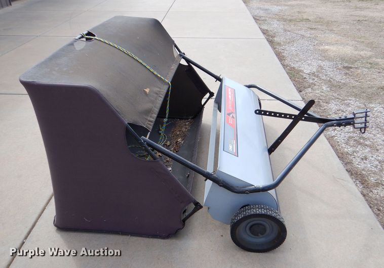 image for item MP9172 John Deere 420  lawn tractor