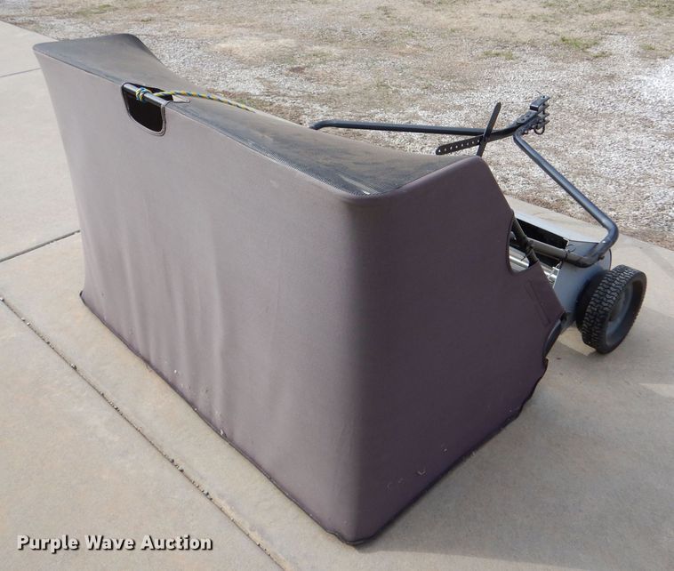 image for item MP9172 John Deere 420  lawn tractor