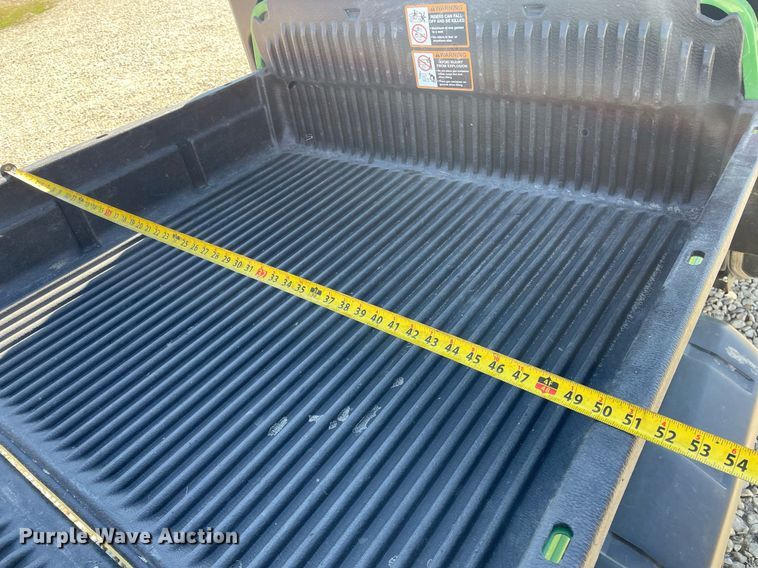 image for item MP9204 2009 John Deere Gator XUV 620i  utility vehicle