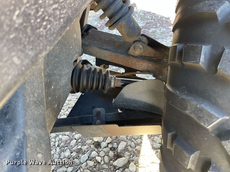 image for item MP9204 2009 John Deere Gator XUV 620i  utility vehicle