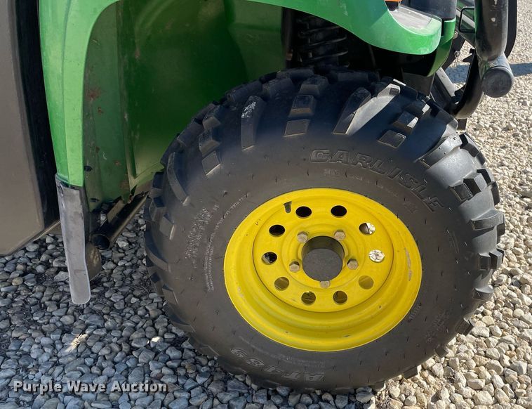 image for item MP9204 2009 John Deere Gator XUV 620i  utility vehicle