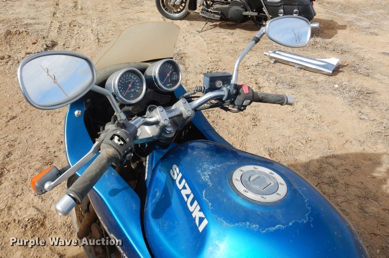 image for item MR9743 1998 Suzuki GSF600S  motorcycle