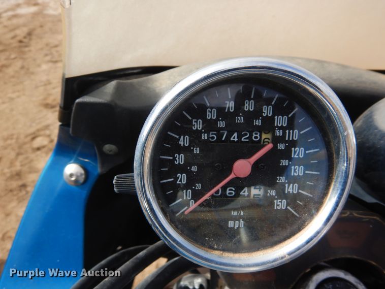 image for item MR9743 1998 Suzuki GSF600S  motorcycle