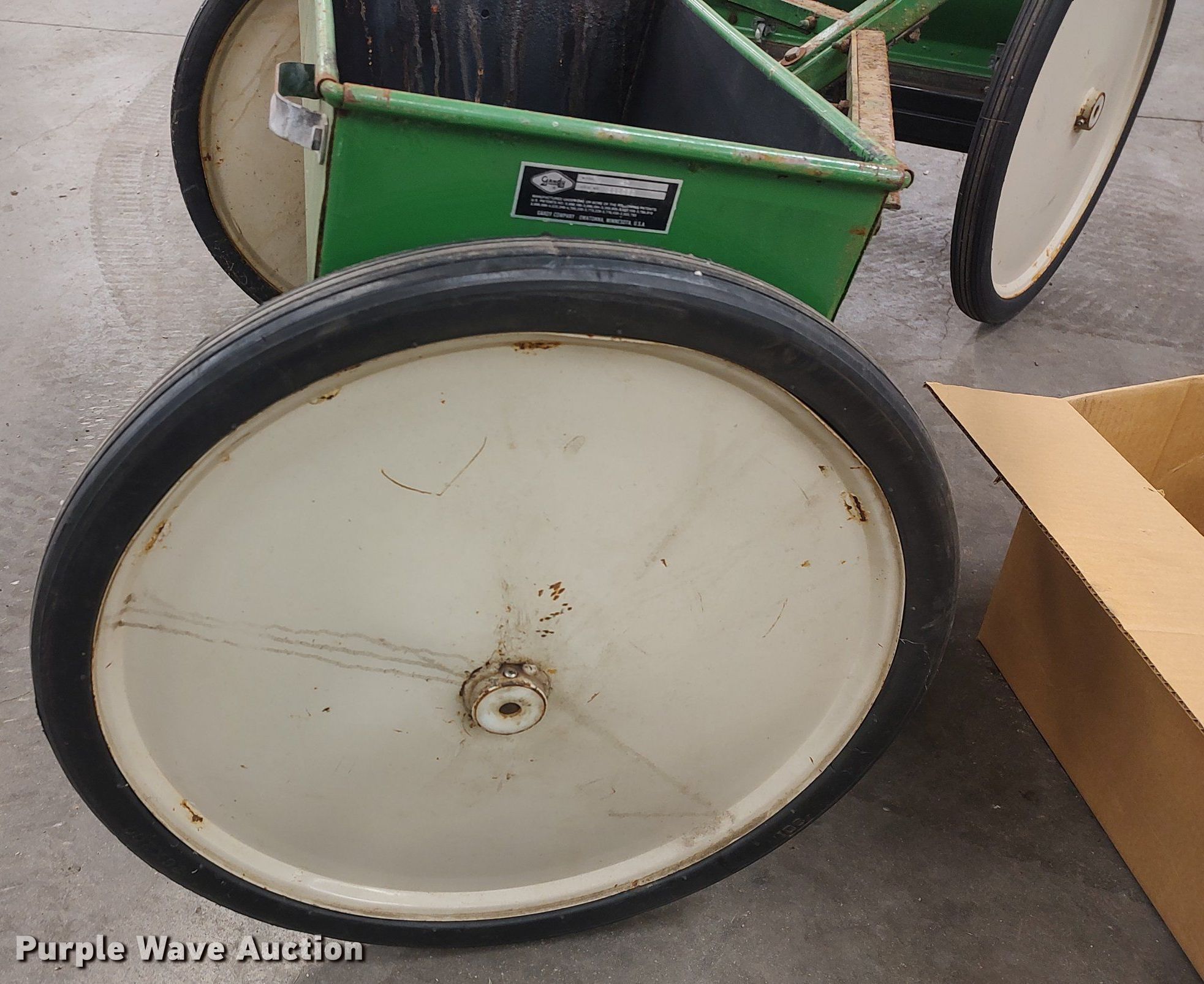 (2) Gandy 42 drop spreaders in Wichita, KS Item LG9643 for sale