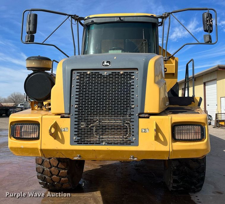 image for item DG5450 2006 John Deere 350D  haul truck