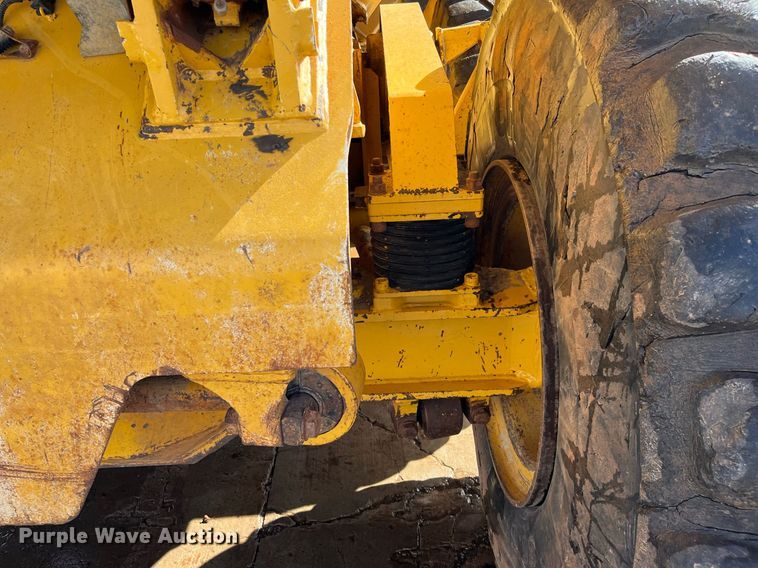 image for item DG5450 2006 John Deere 350D  haul truck