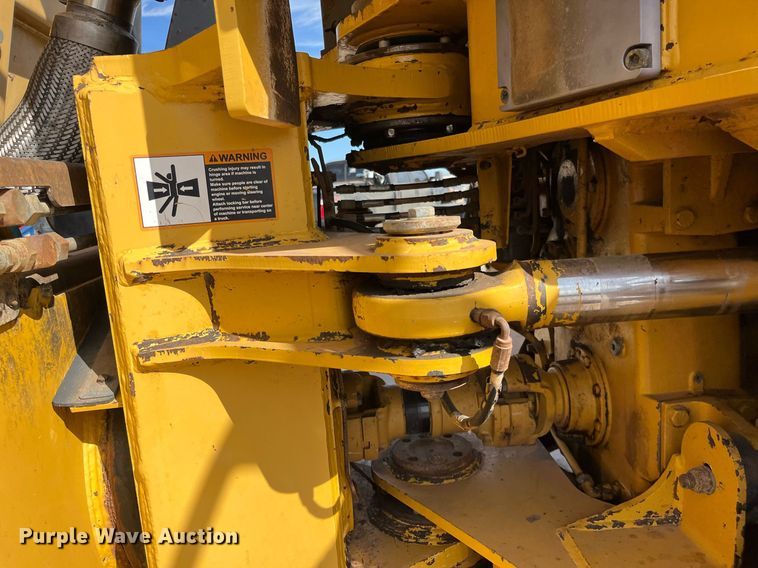 image for item DG5450 2006 John Deere 350D  haul truck