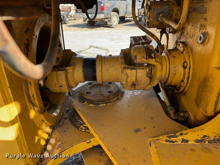 image for item DG5450 2006 John Deere 350D  haul truck