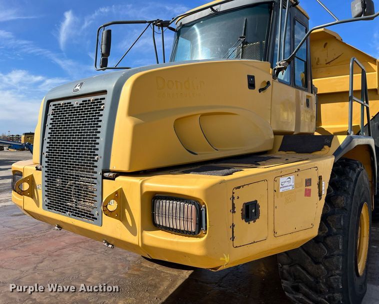 image for item DG5450 2006 John Deere 350D  haul truck