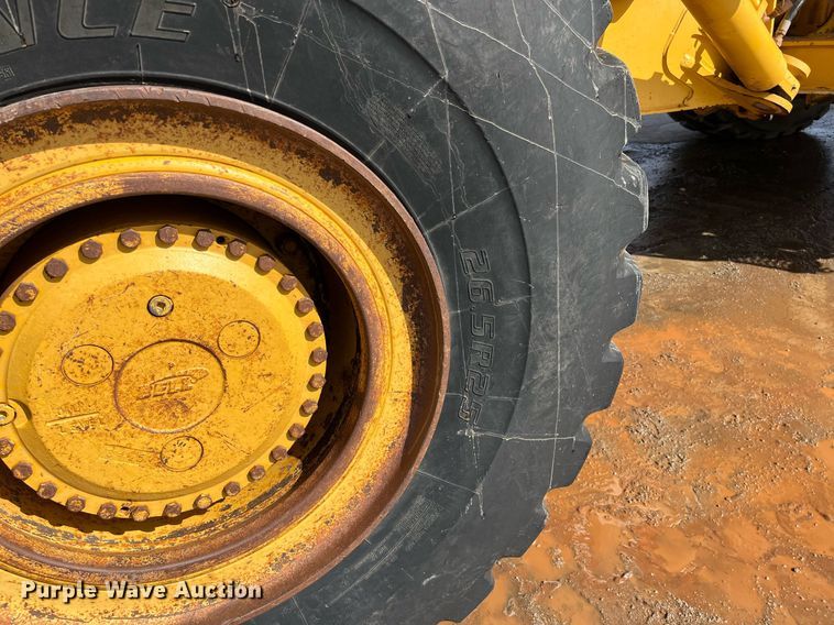 image for item DG5450 2006 John Deere 350D  haul truck