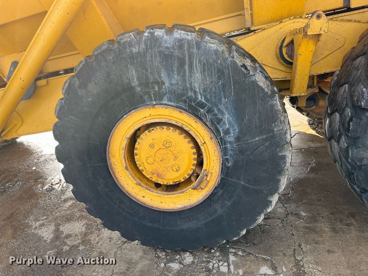 image for item DG5450 2006 John Deere 350D  haul truck