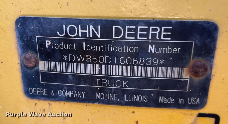 image for item DG5450 2006 John Deere 350D  haul truck