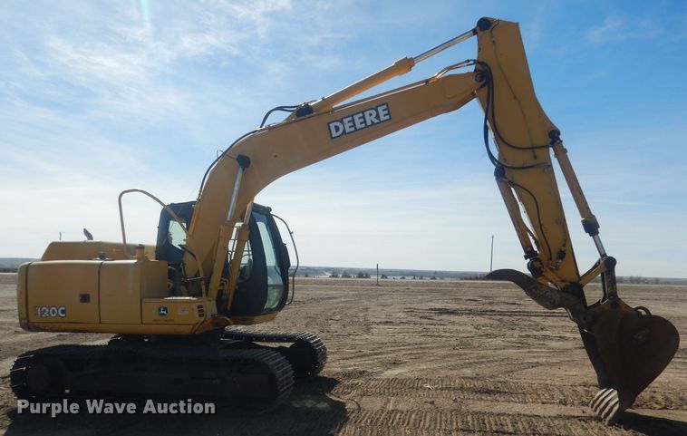image for item DJ7009 2005 John Deere 120C  excavator