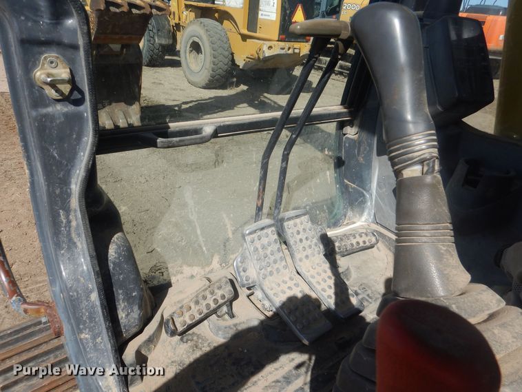 image for item DJ7009 2005 John Deere 120C  excavator